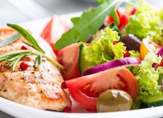 ۱۴ نمونه از مغذیترین مواد غذایی جهان