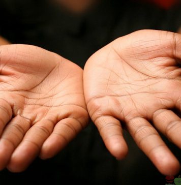 با نگاه به کف دست خود، نشانه هایی از سلامت خود را بدست آورید